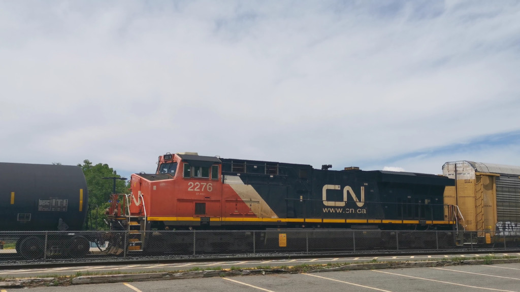 CN 2276